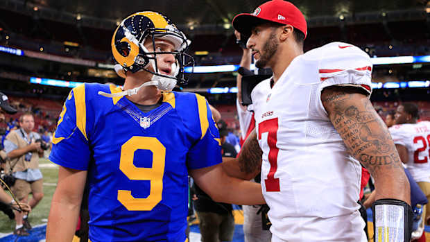 colin-kaepernick-seahawks-sign-austin-davis.jpg